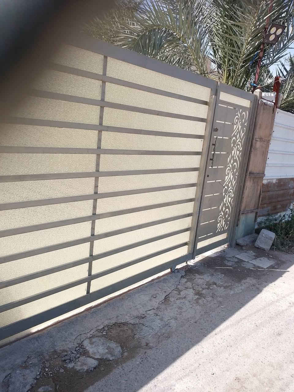 يوجد ربع دونم البيع الدورة عرب جبور قرب الحمدين رقم الهاتف ***********
