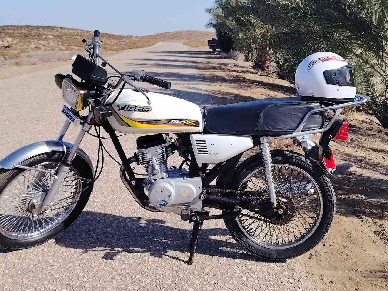 للبيع تايكر 2019محرك جديد تو مجفت اوراق اصولي
للبيع تايكر مكفوله اي نقص مابيها دراجه خير من الله كهربائية كله شقاله تخم تاير جديد دراجه نضيفه 
مكاني بابل الحمزه الغربي الغزالي ***********
