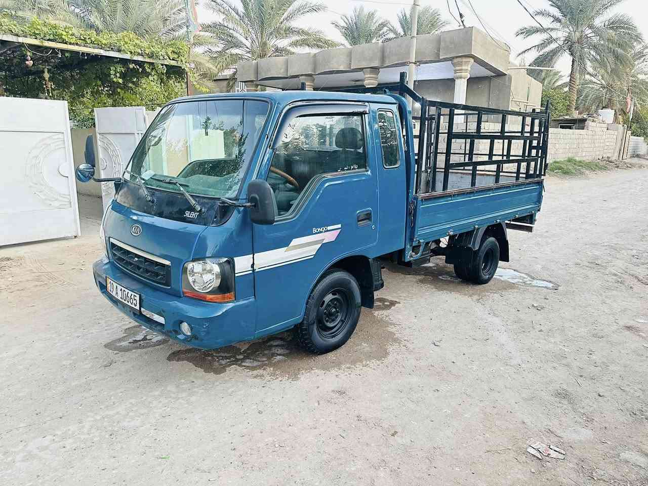 السلام عليكم كيا ام عيون للبيع موديل 2002 ام الحاكيه رقم كربلاء دولي سنويه لل 2030 قماره ثابت مكينه سوبر 3000 )
سبعه جنكال كفاله عامه من صبغ او ضربه او بارد مكينه جديده تخم تاير امامي خلفي جديد شاصي كفاله رقم شاصي شركه بلاد 
السياره كفاله من الصبغ قماره وبدي مكفول كلها بلاد 

مكان بابل مسيب / السعر/ 78 / بيه مجال / ‭0770 778 6416‬
