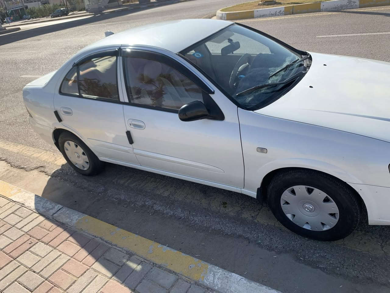 السلام عليكم.
سني موديل ٢٠٠٨ رقم بغداد الجديد مكفوله  من الصبغ گير محرك صدر.
بيها بارد ب مكانات موضحات بالسونار مرفق ويا الصور
السعر ٩٣ وبيها مجال بسيط حگ الجيه
رقم الهاتف : ***********___***********
