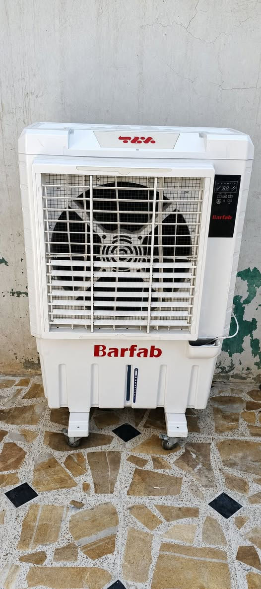 هلوو
كنفيره نضيفة جدآ حته اليف مالتها مال شركة ونضيف
معايزها شي
3سرعات شغاله نضافه 100%
حساس مال ماي من يخلص تنطي تنبيهه شغال
السعر مناسب للشراي


**إذا كنت صاحب هذا الإعلان وتريد حذفه لأي سبب، رجاءا أرسل رسالة إلى الدعم الفني**