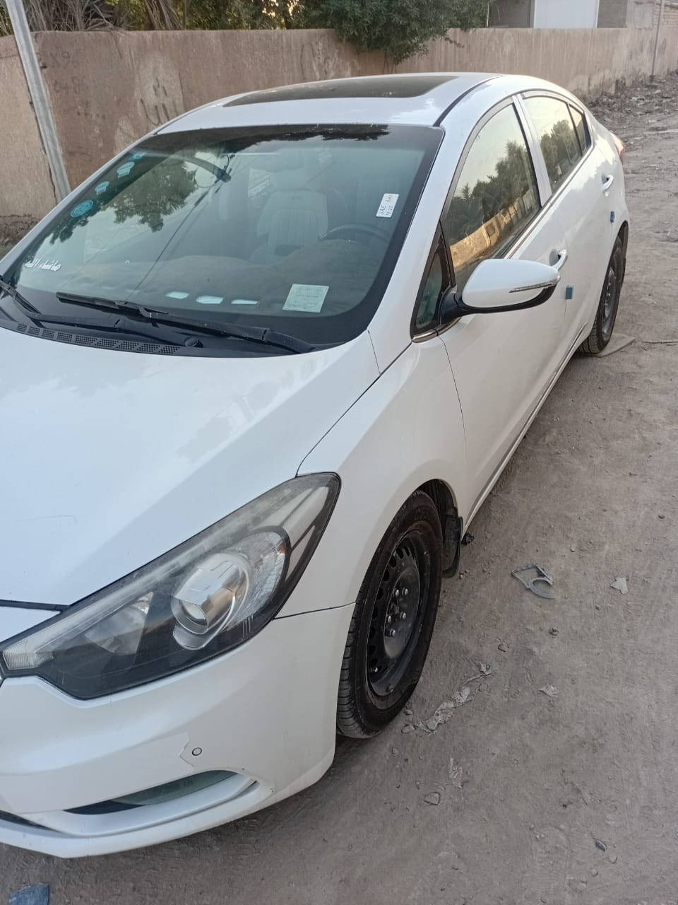 كيا سيراتو 2014 فول موصفات 
رقم مثنئ جديد
كفاله عامه 
سعره 136
السماوه
***********
