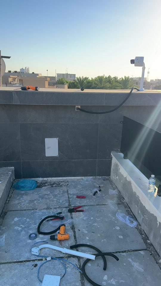 بعض النصائح  احم نفسك و احفظ حقك من خلال تركيب كاميرات المراقبة الذكية ! حافظ على منزلك, محلك, شركتك, عيادتك من خطر السرقة او المشاكل المفتعلة. ✅ نوفر كاميرات مراقبة من مختلف البراندات والنوعيات. ✅ خدمة صيانة و تنصيب الكاميرات. ✅ يوجد خدمة توصيل/ نقليات لجميع انحاء العراق. للتواصل: واتس اب: *********** واتس اب: *********** العنوان: بغداد/ الكرخ/ حي الجهاد #dahua #imou #Hikvision #cvv #security_camera 
