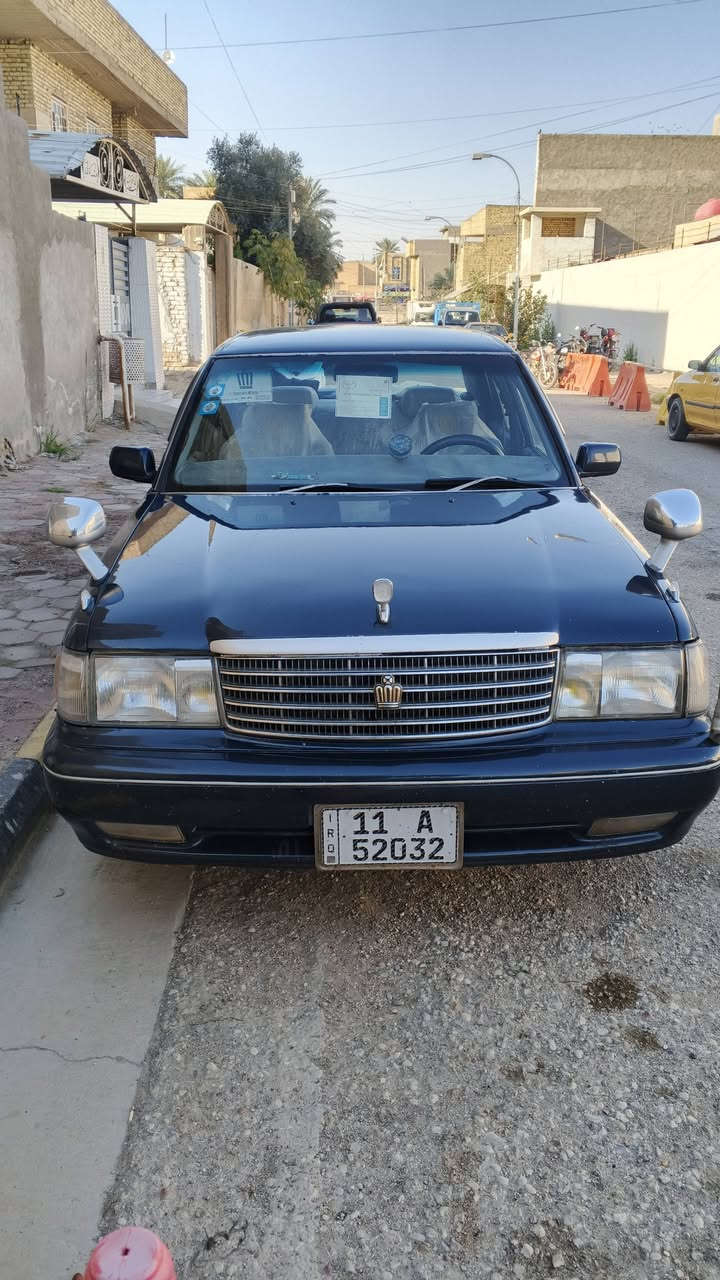 السلام عليكم ارنب جاهزه مابيها نقص رقم دولي بغداد وبٱسمي تبريد ثلج حداديه جديده طابوكه قبل اسبوع شادها تخم تاير جديد كهربائيات كله شغاله مكاني كوت مركز المدينه *********** مراسله واتساب 64 بيها مجال
