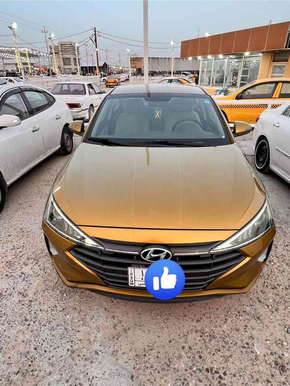 السلام عليكم
النترا 2019 خليجي لون مميز  ذهبي رقم نجف مكانها نجف كفاله من حادث بيها صبغ بنيد وكلير جاملغ امامي وباب وبيها كم حالوبه مكينه1600 مكينه كير كفاله  بديها نضيف جدا داخل نضيف شرط المداور  ***********
