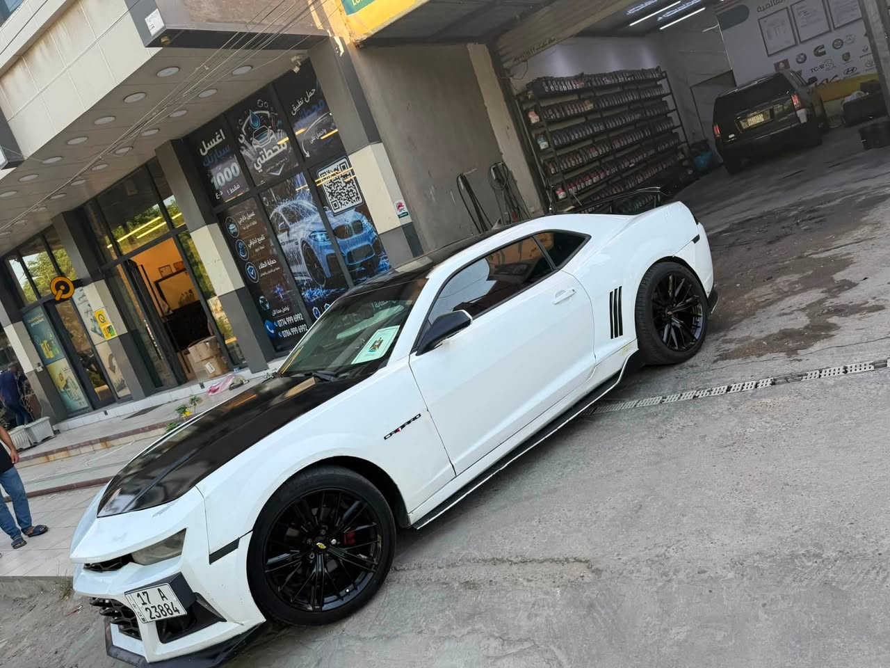 كمارو 2015
محدث بجم 2018
Rs v6 
منظومه زنون 
دهن اصلي 
كهربائياتها كلها مكفوله 
تخم تاير تو سايز 
رقم سماوه انكليزي باسمي هزه جديده 
تحويل ثاني يوم 
سياره خير من الله كير ومحرك وتبريد مكفوله
سياره حزام مصبوغه 
كت كامل دوسات ولحية ودفيوزر 
مراوس هم ترهم مكاني بغداد سيديه تقاطع درويش 
٧٩ ورقه وبيها مجال 
***********
