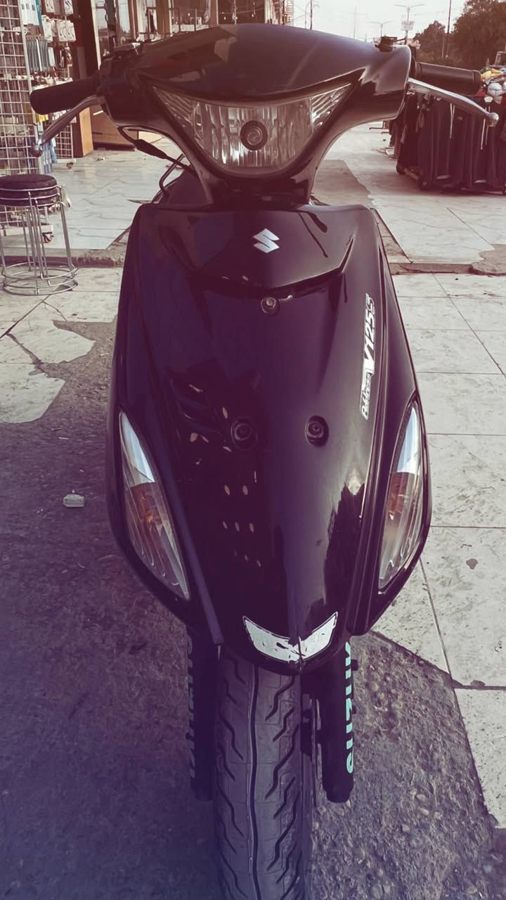 سلام عليكم دراجة ادرس ياباني للبيع  مفتوحة مرة وحدة مكينة ناعمة سلف هندر اشاير هورن ستان صفح ستان عالي قفل ستيرن دراجة كاملة كل نقص مابيهة تايرات جدد شلعة معدل بس الدشبول واكف  مكان كوت هورة السعر750 وبيهة مجال بسيط


**إذا كنت صاحب هذا الإعلان وتريد حذفه لأي سبب، رجاءا أرسل رسالة إلى الدعم الفني**