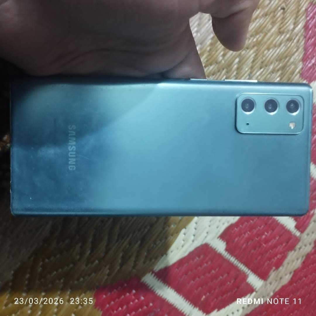 نوت 20 العادي
جهاز كلش نضيف 
مراوس فقط 
رقمي***********
