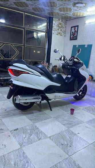 السلام عليكم شباب دراجه للبيع فورزا  08 دراجه حلوه ومرتبه جاهزه ع اخر حبايه ادامه كامله مسويلها مجفته تجفيت كامل ومضبوط وتجي تفحص وتقتنع بيها الدراجه منفوضه نفض من تايرات فلتر هوه ملف شحن باتري مري بطيخه كله جديد وبيها ورقه وحده مال منفيس بس دراجه كامله مكمله السعر 850 الف وبيها مجال كلش بصيط والي يكول غاليه يلكه احسن منها ان شاء الله مكاني بغداد قريب ع بسمايه اتصال ع الرقم *********** تحياتي الكم
