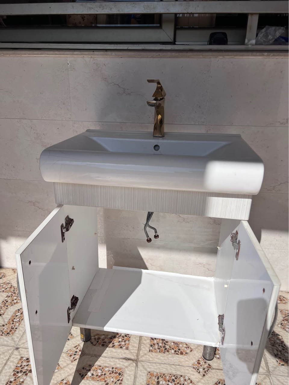 مغسلة نظيف غير متضرر مستعمله 
طول 83
عرض 65
العمق 44 أربيل, العراق


**إذا كنت صاحب هذا الإعلان وتريد حذفه لأي سبب، رجاءا أرسل رسالة إلى الدعم الفني**