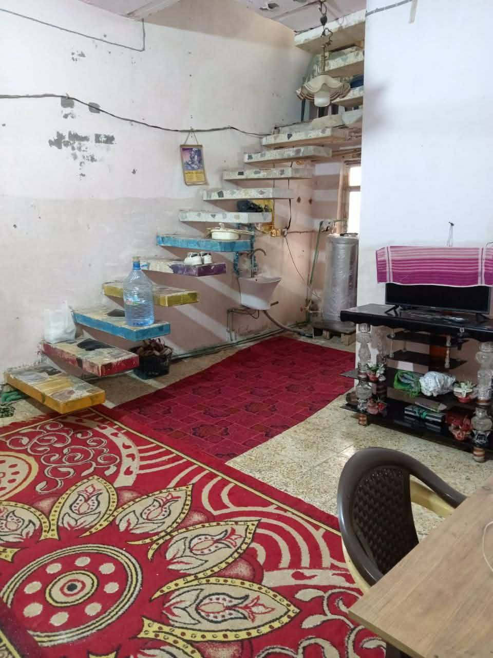#يالله

البيت للبيع 

مساحته  300 متر

العنوان* جاي من المدثره 

طابو  زراعي سند 25

مرفوعه بيه معامله للتقيم

السعر :80 قابل للتفاوض

الاتصال ع الأرقام التالية أو مراسلتنا عبره الواتساب
***********
***********

