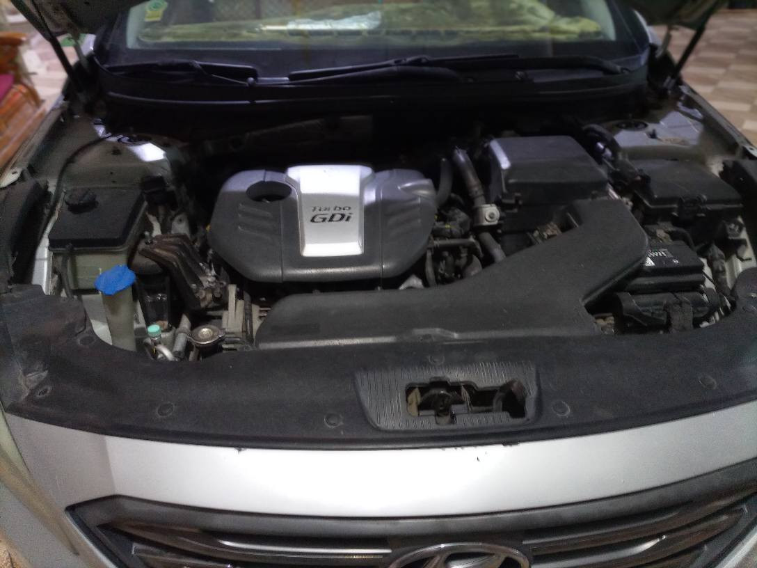 سيارة سوناتا مديل 2015 لون سلفري السيارة بأسم مكفوله ماعدا الدعامية وبنيد بيه صبغ  محرك تيربو جي دي اي رقم انكليزي مكاني البصرة ابو صخير .. 15 رمضان .. ***********
*********** البصرة, العراق
