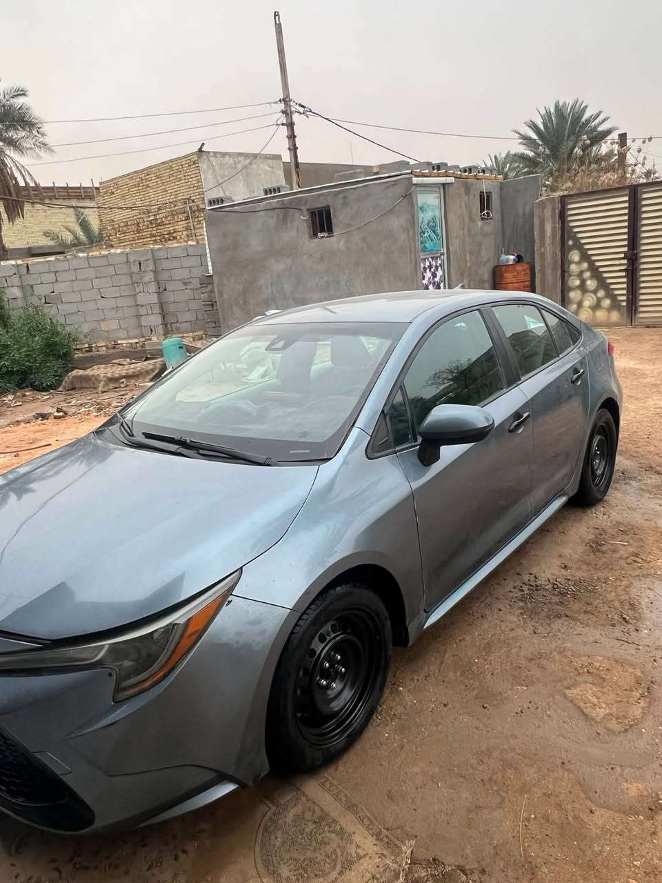 22معوقين. مصبوغة احزام  مو كامل بيها ضرر 3قطع سعر 110 مكانها كربلاء  ***********
