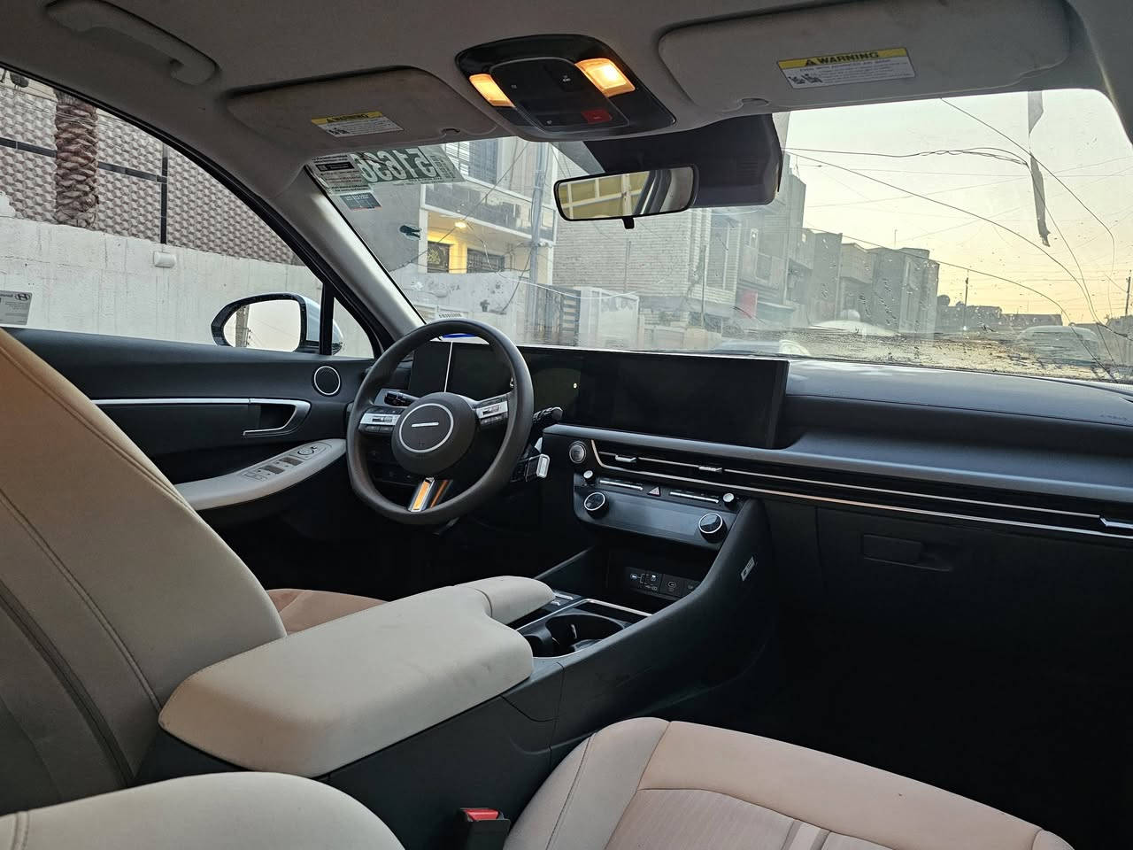 سلام عليكم
سوناتا موديل 25 SLE
اللون ابيض داخل ابيض السياره بحالة الزيرو ماشيه ٢٠٠٠ رقم فحص الحادث جاملغ وتاير الامامي 
السعر ١٩٣ 
اتصال الرقم ***********
