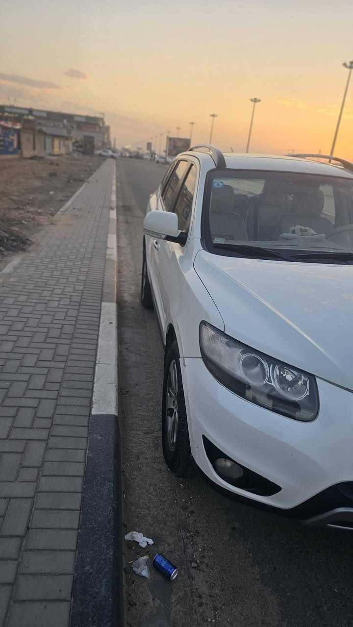 سلام عليكم سنتافي ٢٠١٢ رقم بصره نكلزي ١٤ بسمي  تحويل مباشر 
خليجي سياره كفاله عامه  لا ضربه ولا صبغ ولا تبديل  بيها سونار سياره وأخذ افحص وين ما يعجبك مال جناي 
فول مواصفات  شاشه فتحه بصمه كشنات امامي كهربائي كشنات جلد تبريد٣ قطع محرك ٤ سلندر لا تنقيص ولا تبخير حداده تخم تاير  مكاني بصره شط العرب الصالحيه  السعر ١٥٥ وبيها مجال
الشراي يتصل وانا خادم 
 ***********
