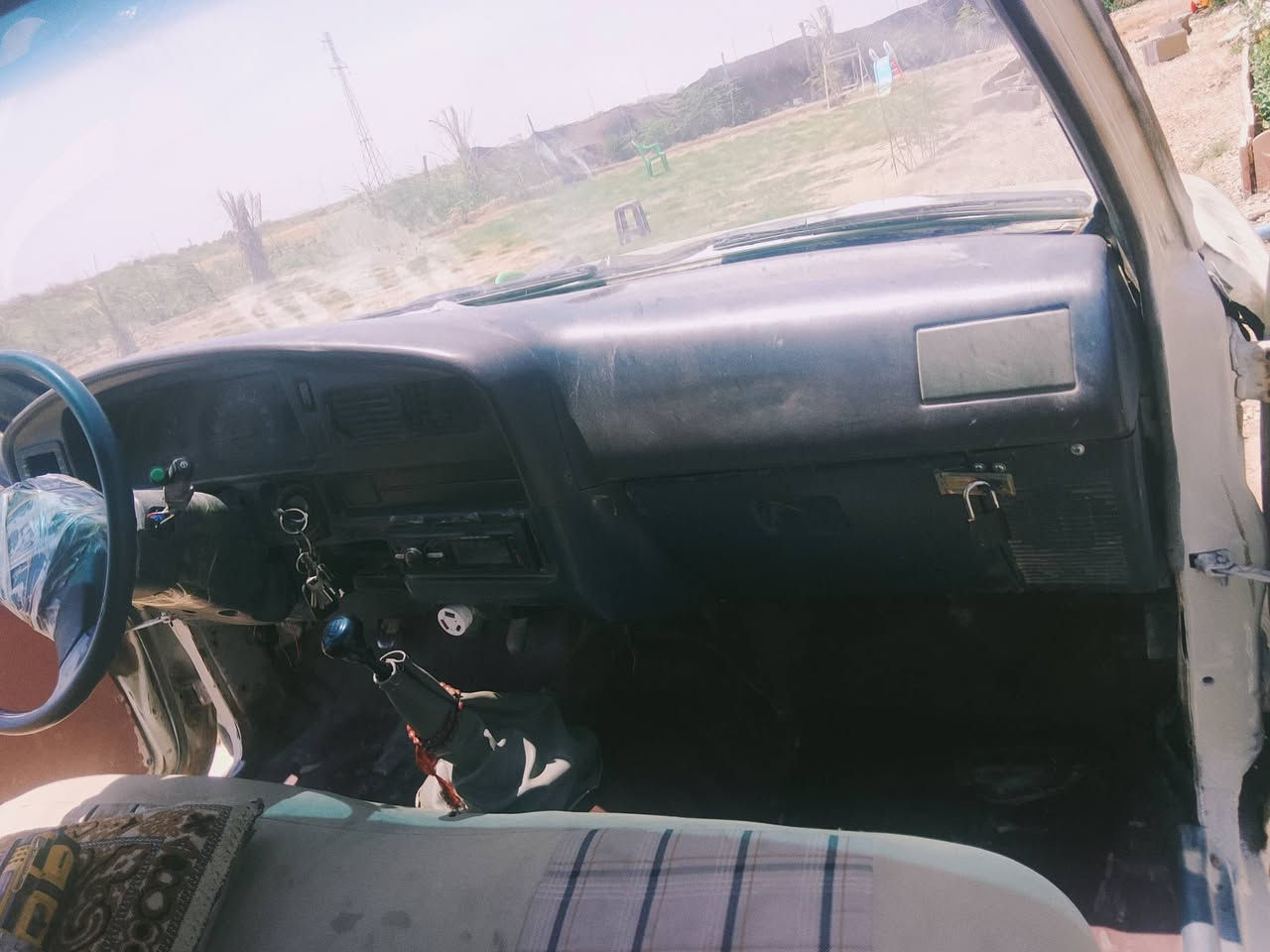 سلام عليكم
للبيع تيوتا موديل 1990 نضيفه ع اخر حبايه 
جاهزه من كل شي كير ومحرك مكفولات تخم تاير والصدر نص عمر مصبوغة عام لجماليه وياهه محجر يخبل فول سبير لايت عالي وناصي سياره مال جناي  شرط التحويل مباشر مكان السياره صويره 
سعرها 45 وبيهه مجال 
*********** محمد آل غربي
