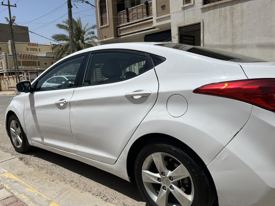 النترا ٢٠١٤ خليجي
محرك ١٨٠٠ دوش
رقم سليمانية
مكانها فلوجة
١٠٩ وبيها مجال 
***********
