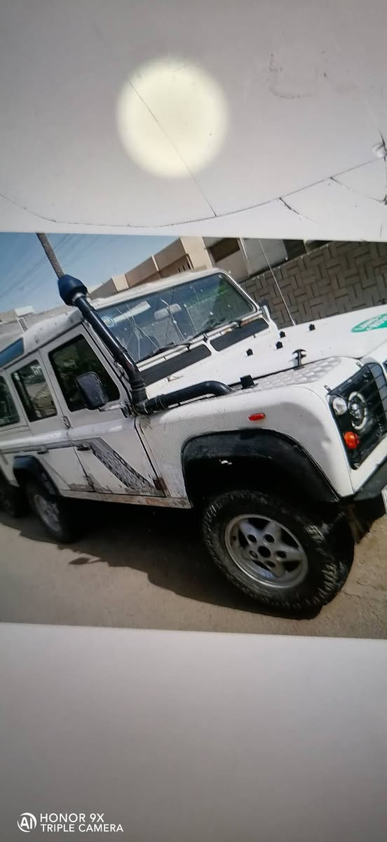 السلام عليكم /مكلف بالنشر 
للبيع ديفندر دسكفري ابيض لون 
مكانها بغداد مشروع وطني بلادي يتم تحديد سعرها من قبل مالكها *********** واتس موجود
