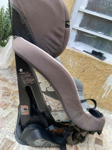 السلام عليكم كرسي مال سياره للطفل باله اصلي استخدام قليل كله كامل مابيه اي نقص السعر ٦٠ وبي مجال ***********العنوان بغداد
