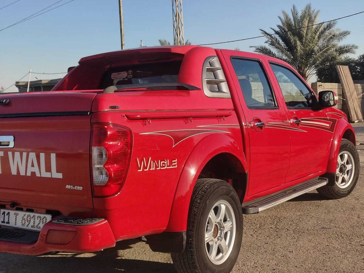 موديل :2020    الرقم : بغداد الماني مشروع وطني
جديده بمعنا لكلمه 
سنويه جديده إلى 2032 
سعر  125 وبيه مجال 
سياره جديده بمعنا لكلمه مكفوله
 حداديه تبريد ثلج تواير جديده  كلشي جاهز شاشه  كامرات خلفيه 

مكان سياره : ديالى     
استفسار اتصل على رقم .***********
