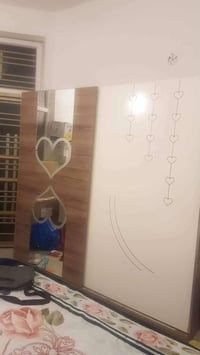 اغراض مستعمله • غرف نوم • ميز تواليت