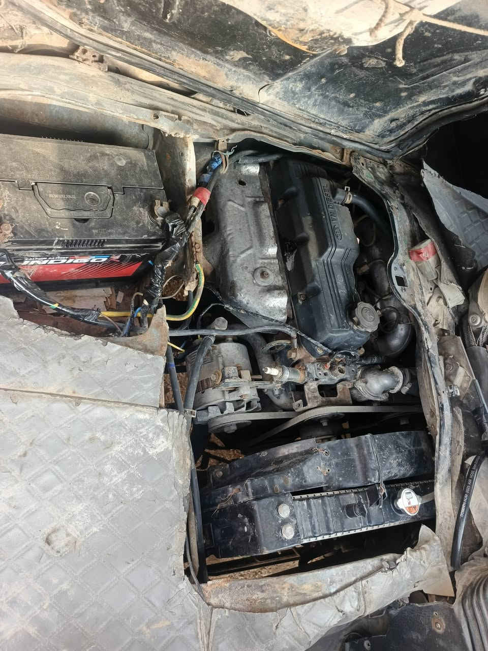 بستا 95 تحويل ثاني يوم سنويه لل29 مصفره هيئه ومرور مكينه كير جدد كهربائيات جاهزه مكاني ديوانيه سعره 25 ***********
