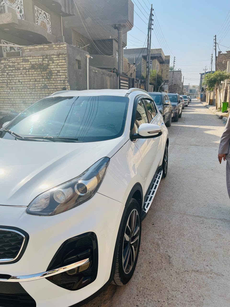 سلام عليكم
سبورتج 21 خليجي محرك 2000 دوش مواصفات عادية ماشية 76 الف كير محرك صدر مكفولات بلادي ما ملعوب بيهن السونر واضح بيه كل التفاصيل تبديل بنيد اصلي بلادي فقط بيع مستعجل والسعر جدا مناسب  العنوان بغداد حي التراث *********** او *********** مترفر واتساب اتصل وادلل
