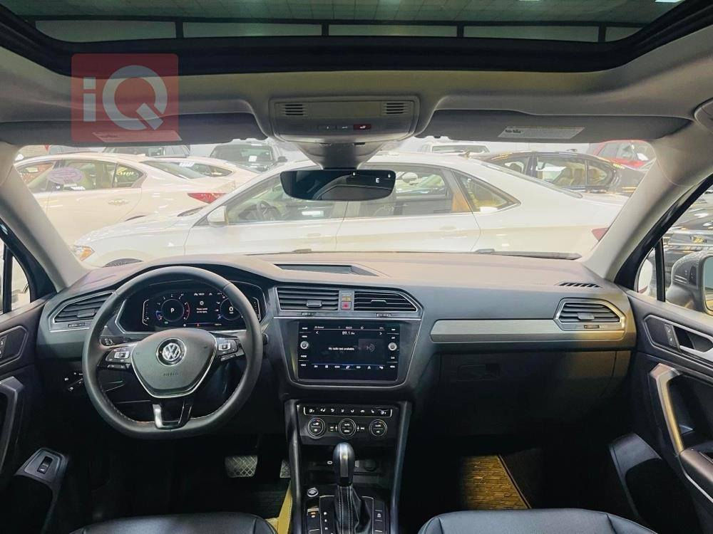 تيكوان موديل 2021 SEL
فوول على الأخير حادث بابين فقط و محرك حجم  توربو 2000 و كير فوول مكفول تبريد ثلج فتحة بالسقف يصمة
تحكمات فوول شاشة جنطة كهرباء عدادت شاشة ماشية 28 ميل و دهن وتبديل كله فوول شرط ما تصرف الف عليه
تشغيل عن بعد وضعيات سبورت ايكو جبلي ثلج كلشي عنوان بغداد رقم اربيل مرقم كامل جديد 210 بيه مجال حك جيه بغداد الدورة متواجد على فيس تعال خاص انطيك رقمي تدلل بالخدمة


**إذا كنت صاحب هذا الإعلان وتريد حذفه لأي سبب، رجاءا أرسل رسالة إلى الدعم الفني**