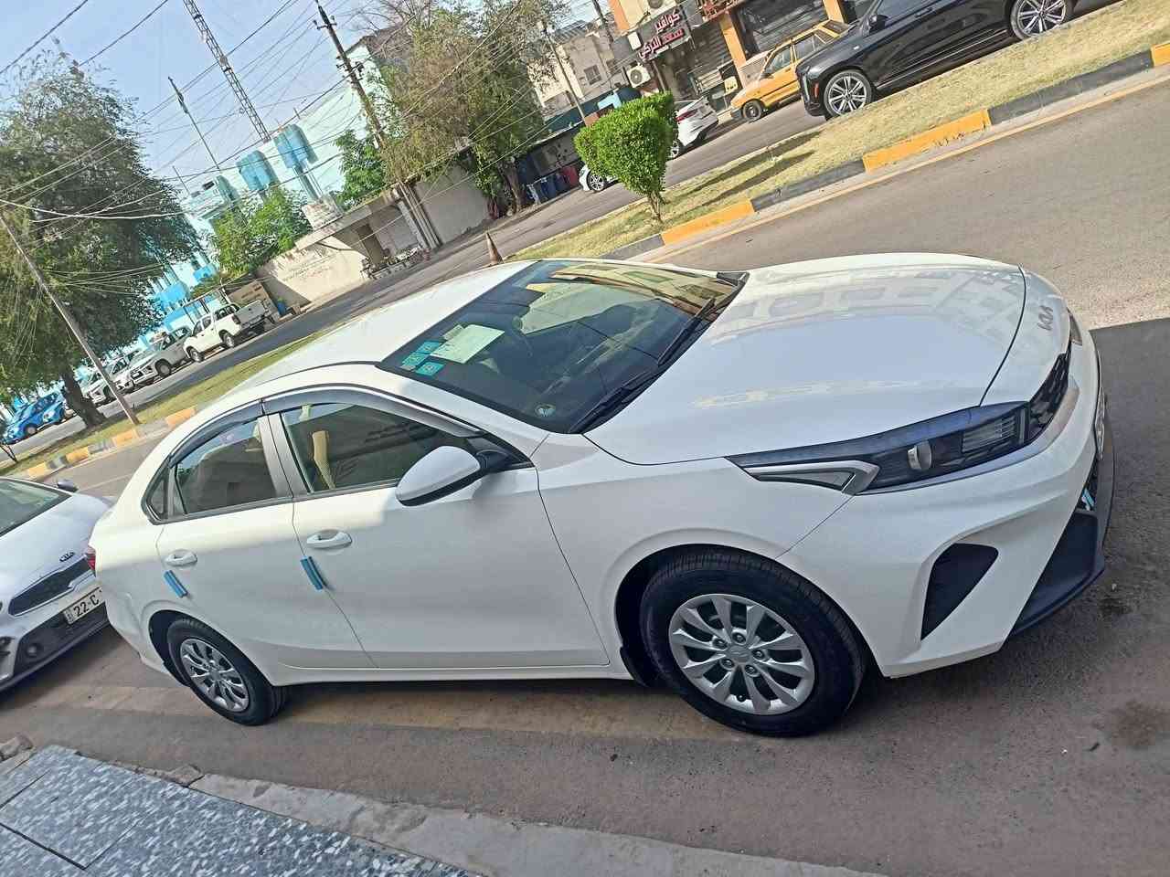 سلام عليكم سيراتيو 2024 محرك 2000  شركة باركود تحويل ثاني يوم بسمي  مواصفات عاديه ماشية 70الف سياره بحاله وكاله كفاله عامه فقط سحبت كرت بل جاملغ الايمن الوره اثر حصوايه سياره مغلفه تغليف حرايه الابواب وكاعيه وكشنات وتنته   سياره متعوب عليه الله شاهد السعر 172 العنوان بغداد  الاستفسار *********** /***********

