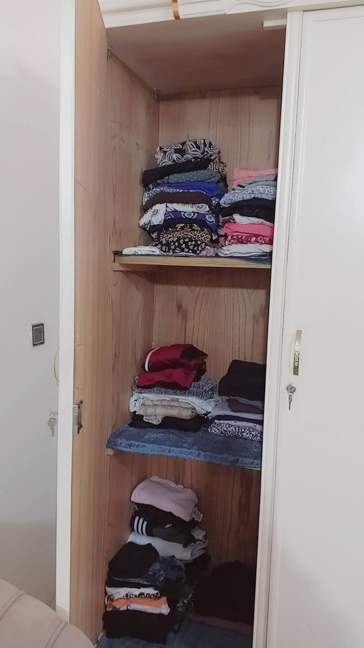 السلام عليكم عندي غرفة للبيع تفصال خشب عراقي توصا كلفتني مليون و400 واريدها 900 .


**إذا كنت صاحب هذا الإعلان وتريد حذفه لأي سبب، رجاءا أرسل رسالة إلى الدعم الفني**