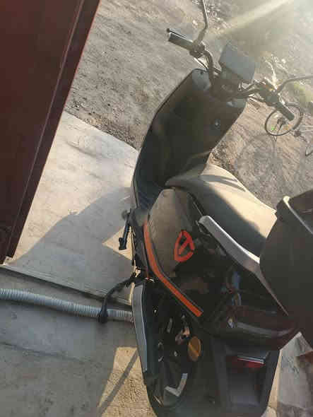 سويچين + بصمتين + تشتغل بصمه مثل ما موضح بل صوره 

شـاشه فول ديجيتل تعرضلك السرعه والاعطال 

بطاريات عـدد 6 من شركـة TAILG  العالـمية

حجـم الويل 12 تايـر بطح يمنع الانزلاق

بطارية غرافين 72 فولت / 35 أمبير

مدى يصل ل 100 كم بشحنة واحدة سرعة قصوى 75 كم/ساعة

تعليق هيدروليكي لقيادة سلسة

ملف2000

ستان كهـربائي

نظام, P بـارك

 نظام R رجوع الى الخلف 

تصميم مريح ومقعد هندسي

مستخدمة شهرين فقط ✅

السعر 900 وبيها مجال دراجه جديده معنى الكلمه أي نقص مابيها 

العنوان / بغداد 

للتواصل خاص او رقم واتساب ***********

***********
