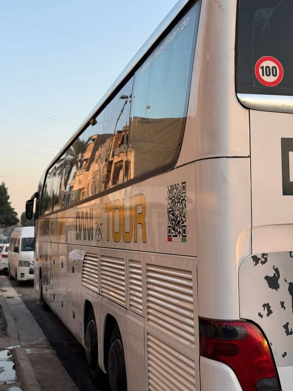 ام السيوف مديل 2005
مكينه8 كير عادي
مكينه كير حداديه كله جاهز
‎٥٥راكب 
تخم تاير صدر جديد 
السياره جاهزه ومابيهة اي نقص 
تبريد ابوالزعانف 
رقم بغداد مشروع وطني بسمي سنويه 2027
عنوان بغداد 
***********
