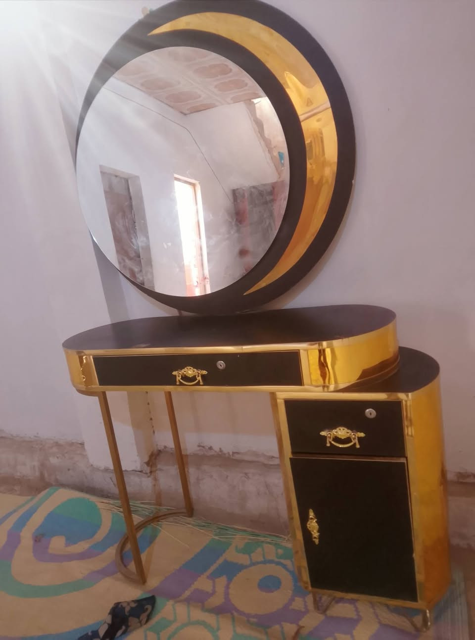 ميزين ومرايه ب٢٠٠ جدد


**إذا كنت صاحب هذا الإعلان وتريد حذفه لأي سبب، رجاءا أرسل رسالة إلى الدعم الفني**