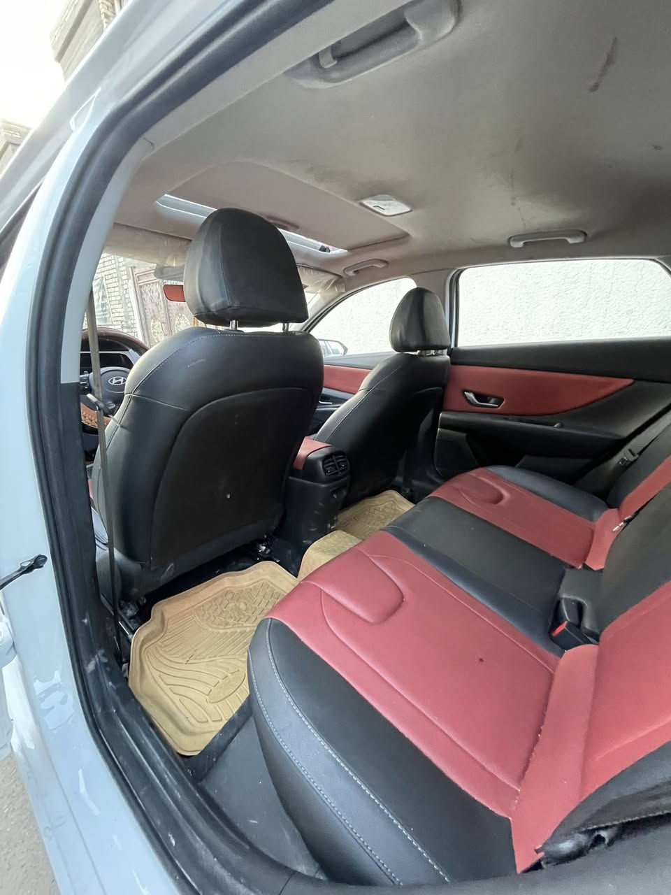 للبيع فقط - النترا 2024 تجمع صيني كامل مواصفات فول كشنات لون مشمشي مكينه 1500 دبل نوزل بيه ضربه بك لايت وشخط دعاميه يسره  للعلم سبيرها نازل والأصلي موجود والباقي كفاله من كلشي ماشيه 13,900الف.      سعرها ١٤٢ وبيها مجال وبخدمت الشراي - هاتف *********** مكاني البصرة 📍
