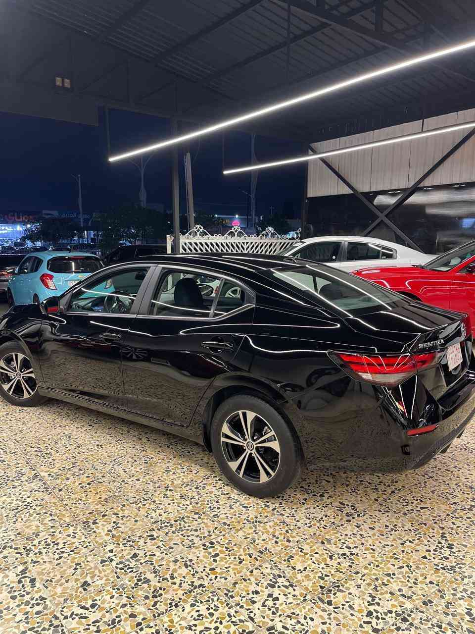 السلام عليكم مكلف نشر السياره نيسان سنتره موديل 21 سياره نظيف لوك بها ضرار شاملغ وبونيت قطعتين تواصل ويا صاحب السياره***********
