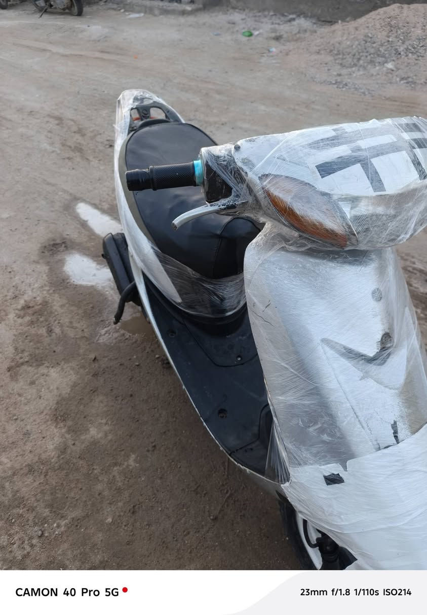 اسلام عليكم  دراجه عصفور للبيع مكينته ناعمة خير من الله للبيع كامله مكمله سعر ٢٠٠بيه مجال بصيط  مكاني بصره قضاء المدينه هاذ رقمي ***********
