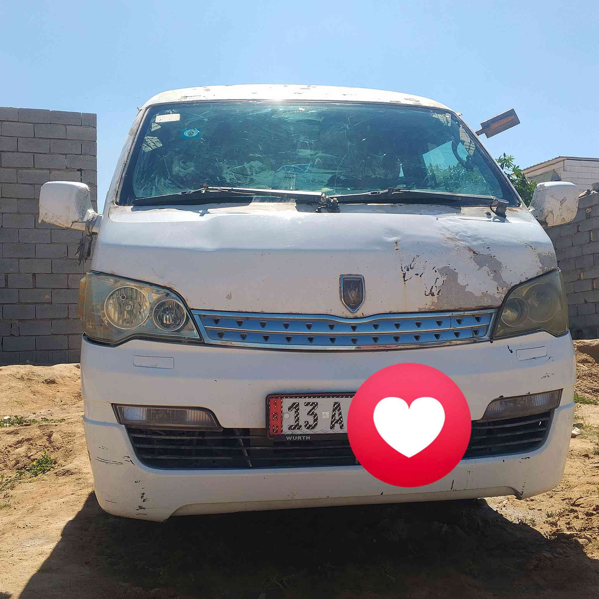 السلام عليكم جنبي للبيع 2014
رقم ميسان انكليزي سنويه جديده محرك كير 
اكسن كفاله مكان النجف الاشرف رقم الجهاز ***********باقي التفاصيل خاص موجود
السعر خاص
