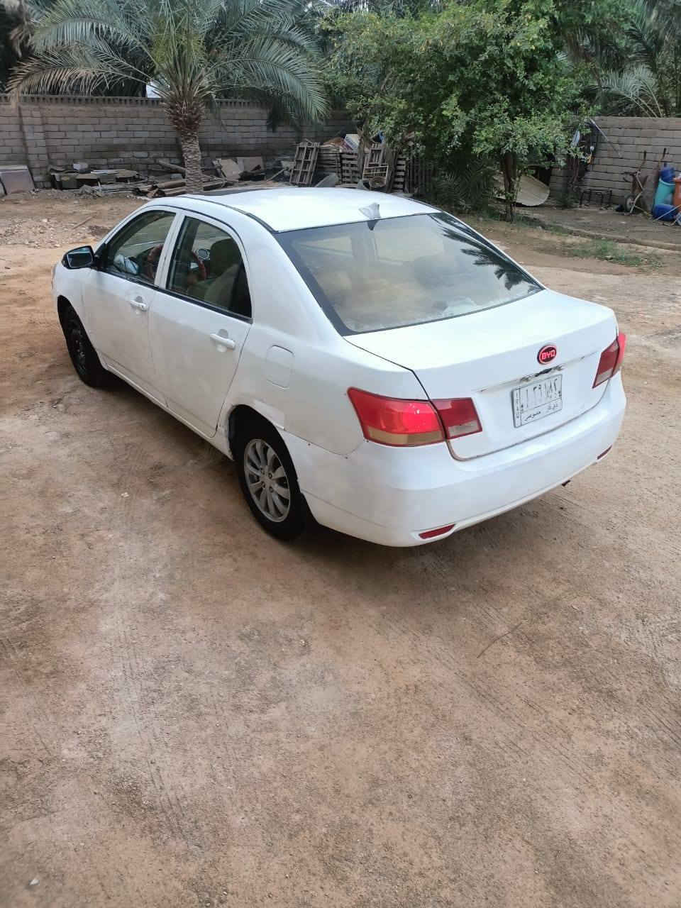 سلام عليكم بيوايدي مديل 2015 سياره جديده توه محوره كورله يا باني جدد حويه وتماتيك سياره جاهزه تخم تاير جديد حديه جديده كهربايات كلهه شغاله تبريد منضومه جديده رقم الماني مشروع وطني تحويل سياره بيهه تجيه خفيفه رقم *********** السعر 31 ورقه المكان نا صريه سوق الشيوخ
