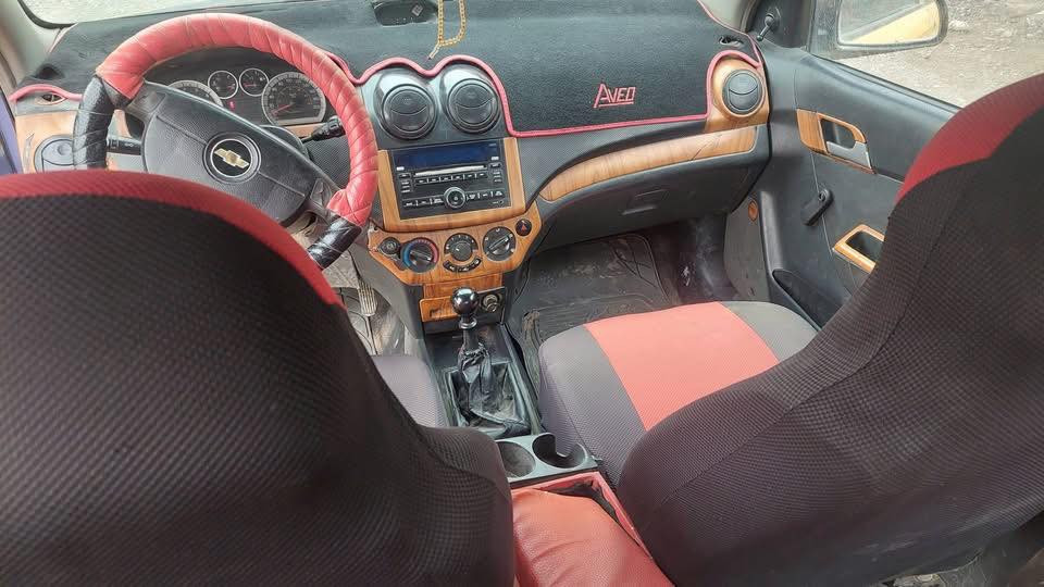 للبيع
افيو 2009 خليجي 
كير شرط 
محرك بداية تنقيص
تدفئه نار 
كهربائيات شغاله كلها 
رقم نينوى شرط التحويل 
مكاني تكريت
السعر 39
***********
