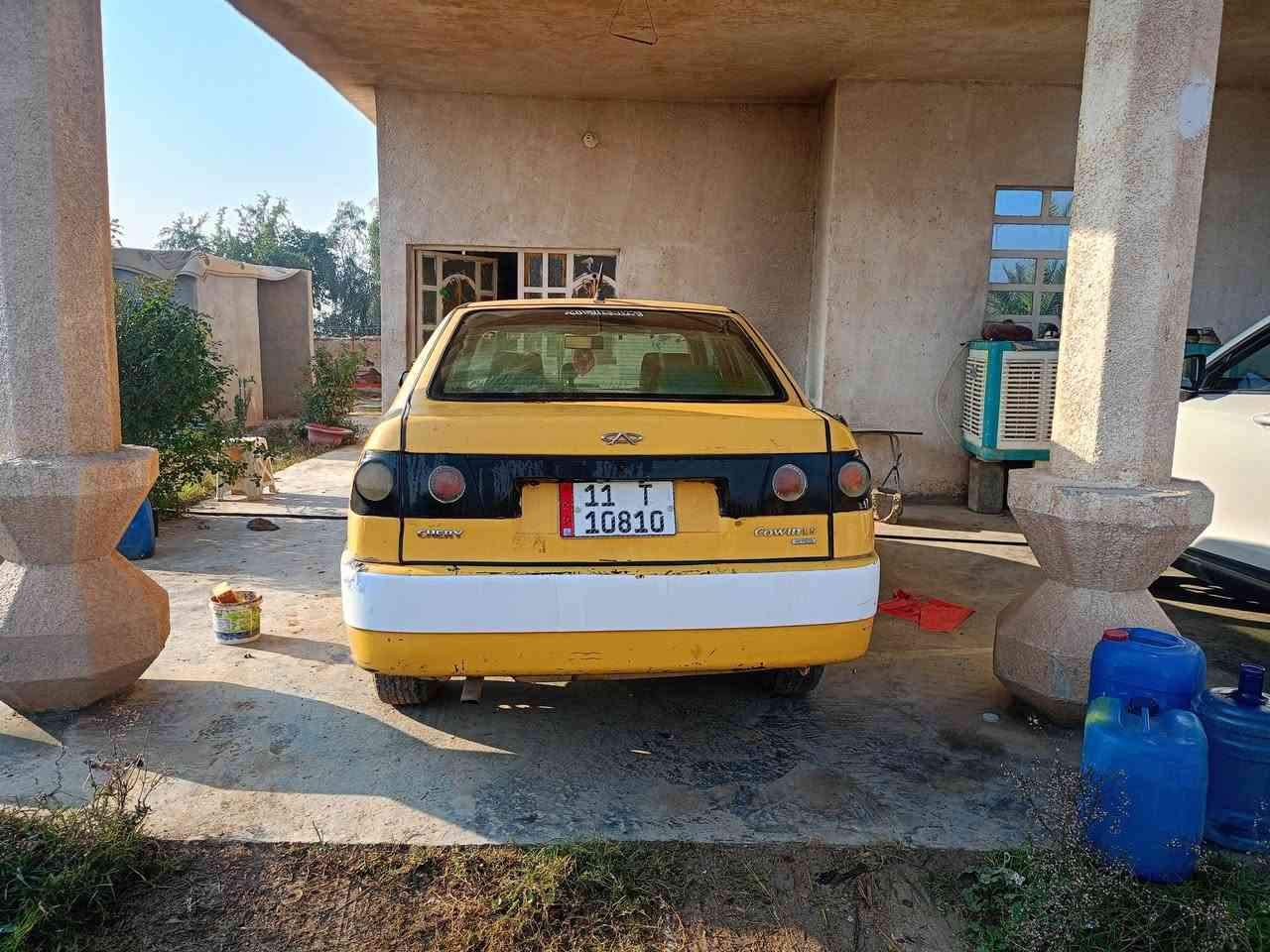 شيري كوين موديل 10
رقم بغداد دولي سنوية 28 
مكينة وكير جدد
حدادية امامية وخلفية جديدة
تخم تاير جديد 
نقوصات بسيطة 
مكانها واسط ناحية تاج الدين 
***********
السعر 21وبيها مجال
