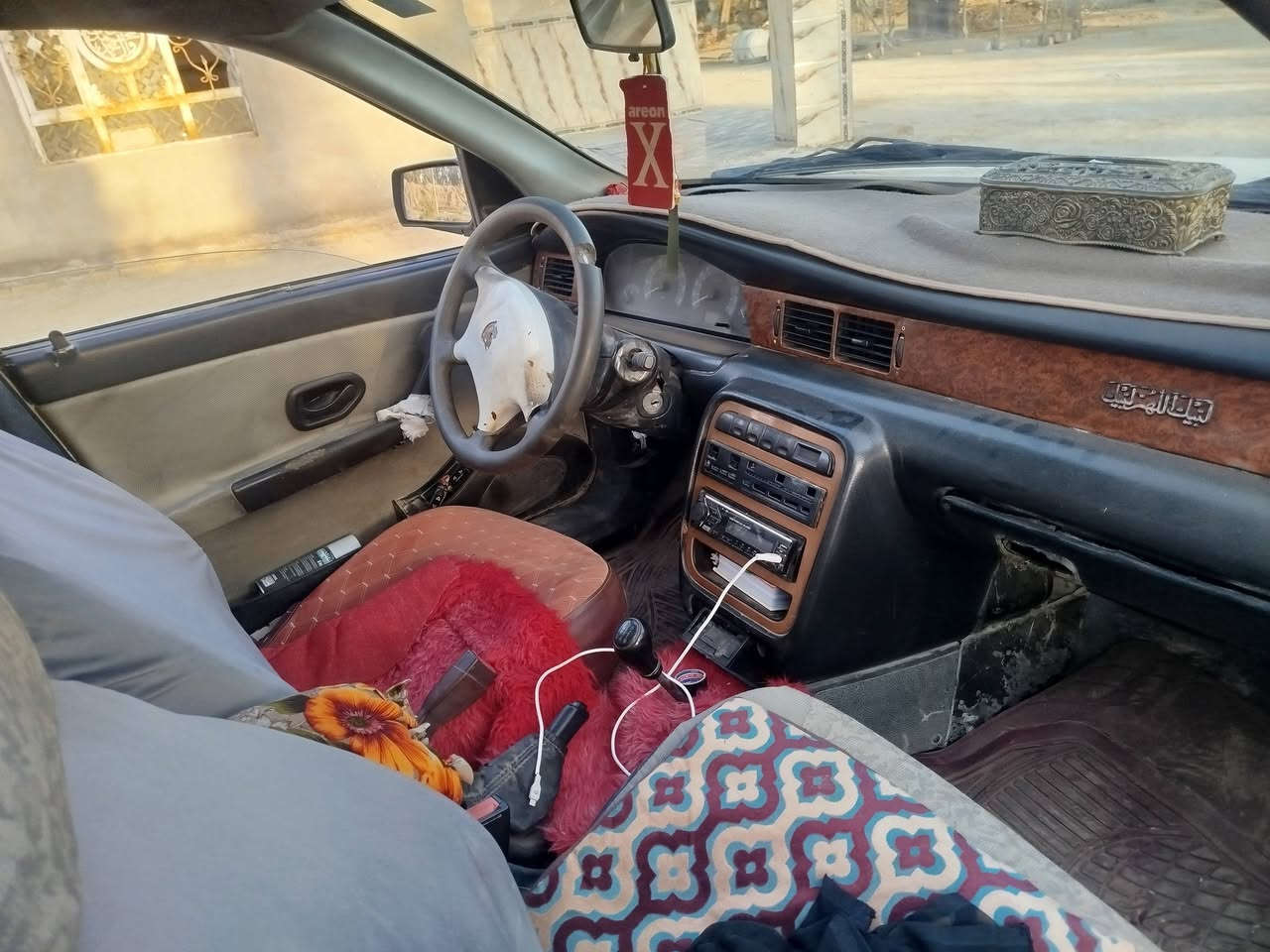 سياره سمند للبيع موديل 10سياره مال جناي رقم قادسيه بسمي مداور ثاني يوم سعر 28 رقمي ***********
