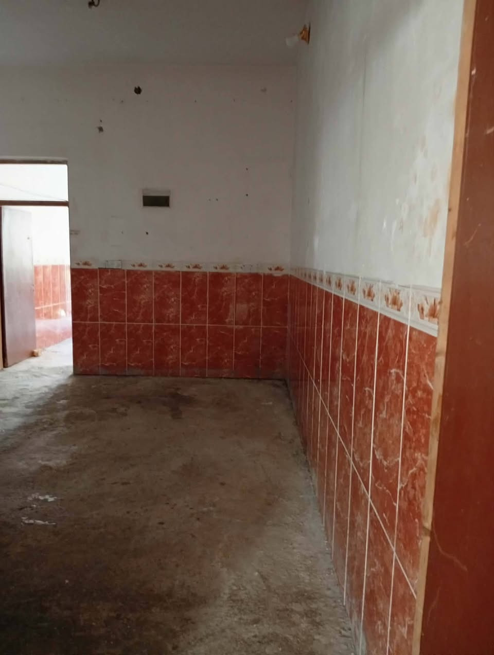 🛑مشتمل للبيع 🛑
مشتمل 100م للبيع طولاني
..................................... 
التفاصيل ( ٣غرف نوم وصاله واستقبال ومطبخ وصحيات داخلية وخارجية)
------------------------
العنوان. حي الحوراء
اقرب نقطة دالة. مدرسة عمود الدين 
عرض الشارع 10م
------------------------
لاستفسار أكثر الاتصال على الأرقام أو مراسلة الصفحة
*********** واتساب
*********** رقم صاحب العقار
