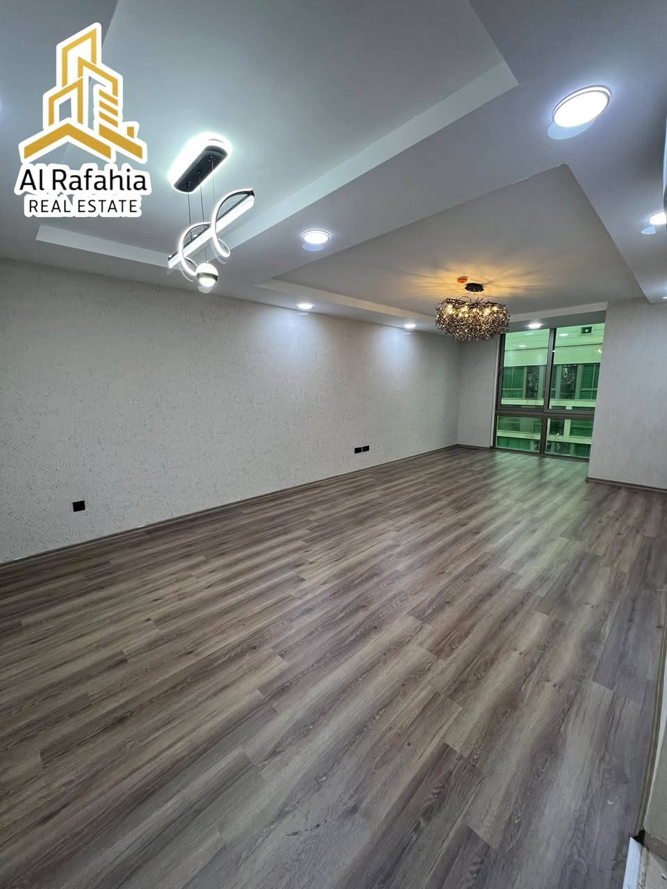 شقة للبيع
شقة غرفتين و صالة 
مساحة 109 متر 
بيها واجيهتين 
مطبخ منفصل 
في مجمع لايف تاورز  بالمربع الذهبي اربيل
عقارات الرفاهية
للاستفسار : 
***********
