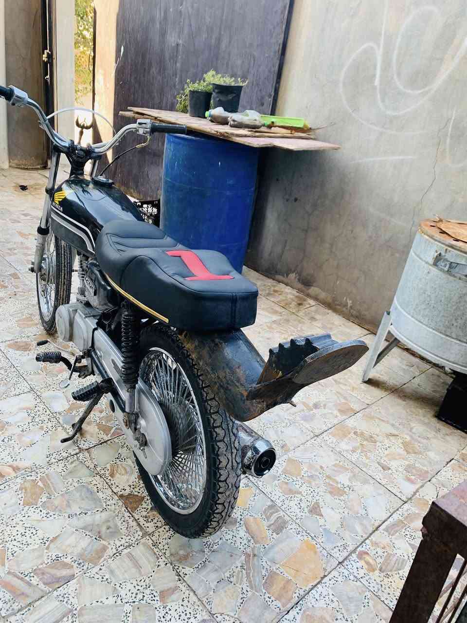 أربعه كير للبيع السعر 350 مكاني كربلاء الانتفاضه الثالثه 
رقم ***********
