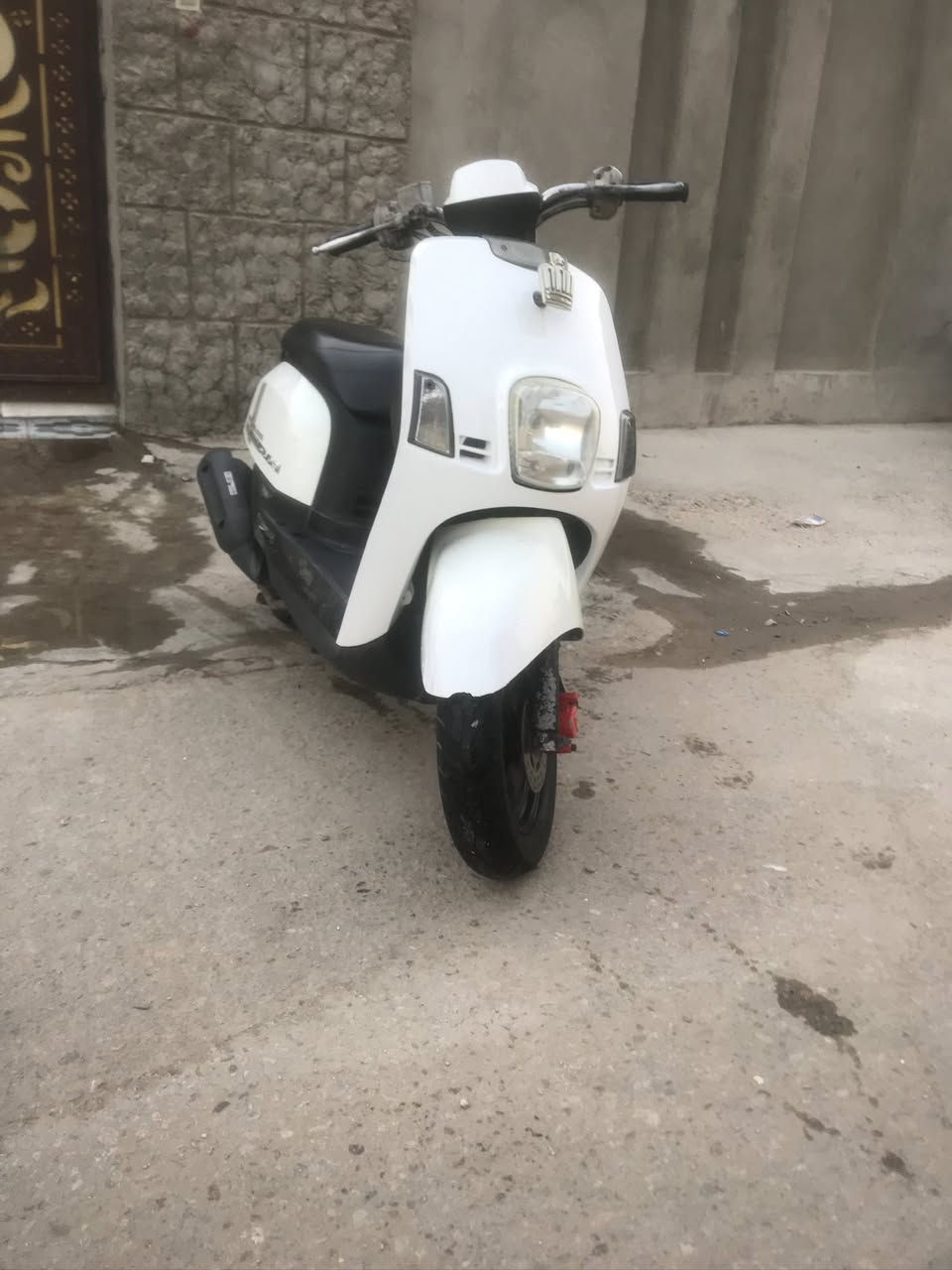 السلام عليكم دراجه بوليس للبيع كفاله عامه كله شغاله نقصه بس التاير لخلفي طاك مكينه بلادي ما مفتوحه دراجه خير من الله مستعجل على بيعته كلش ‭0782 812 5084‬
