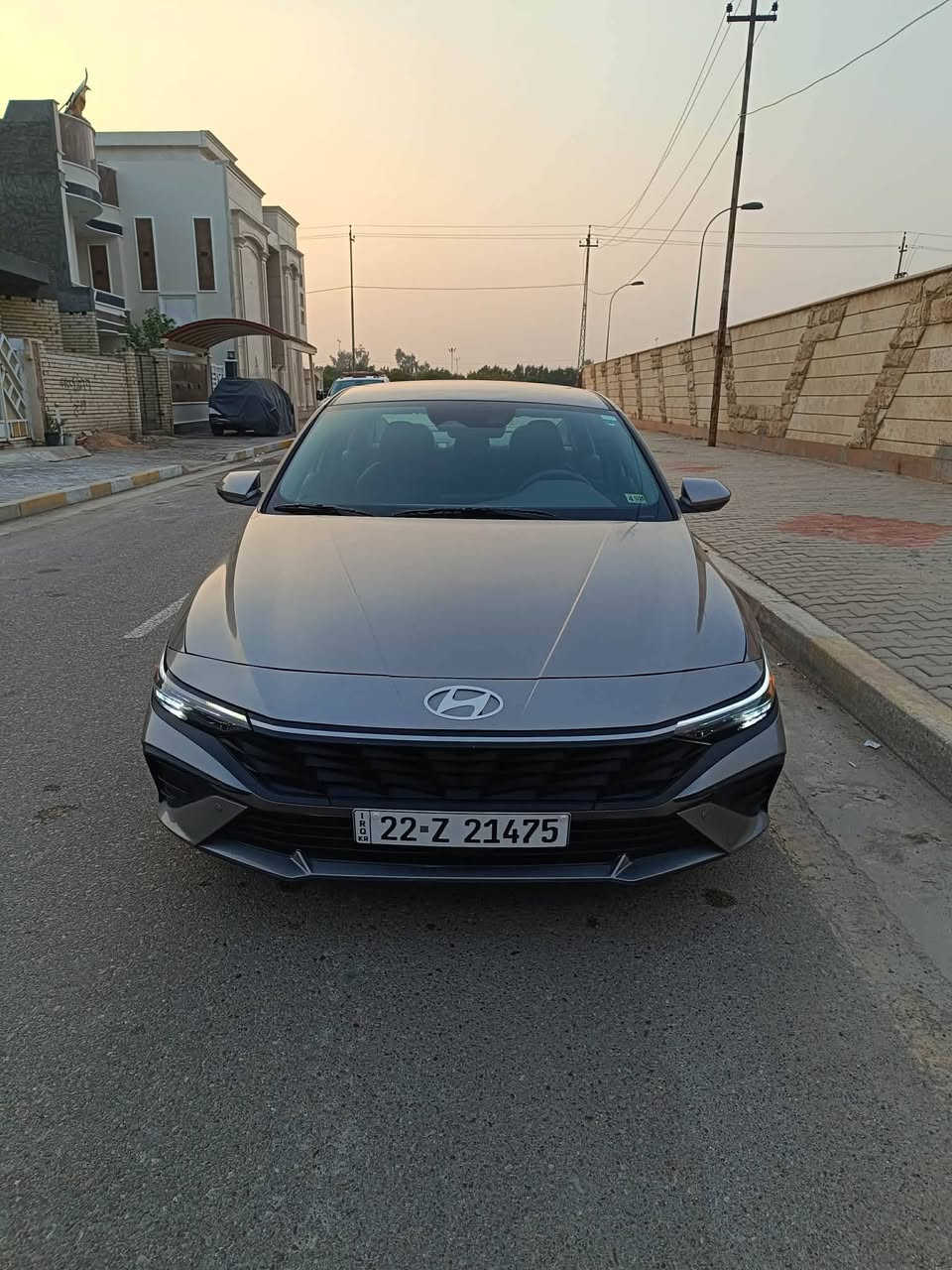 السلام عليكم
هونداي النترا للبيع موديل 24 رقم اربيل الجديد 
دخول جديد البارحه اترقمت السياره بسمي  ودخلت بغداد حادث السياره بنيد صبغ نفسه مصلح  ارباك استيرن راجع سيتم ابلادي بدون دواخل 
المواصفات 
شاشه الكتروني 
لد نهاري + لايت زنون 
فول تحكم استيرن
ثلاث انظمه قياده
السياره ماشيه 10  الف فقط السياره زيرو مشي امريكا 
رادار امامي 
ويل كب توقف ذاتي عنده الاقتراب 
محرك 2000 دوش بانزين فقط
وباقي المواصفات المعروفه 
مكان السياره بغداد السعر 165 وبيه مجال 
الهاتف ***********/***********
