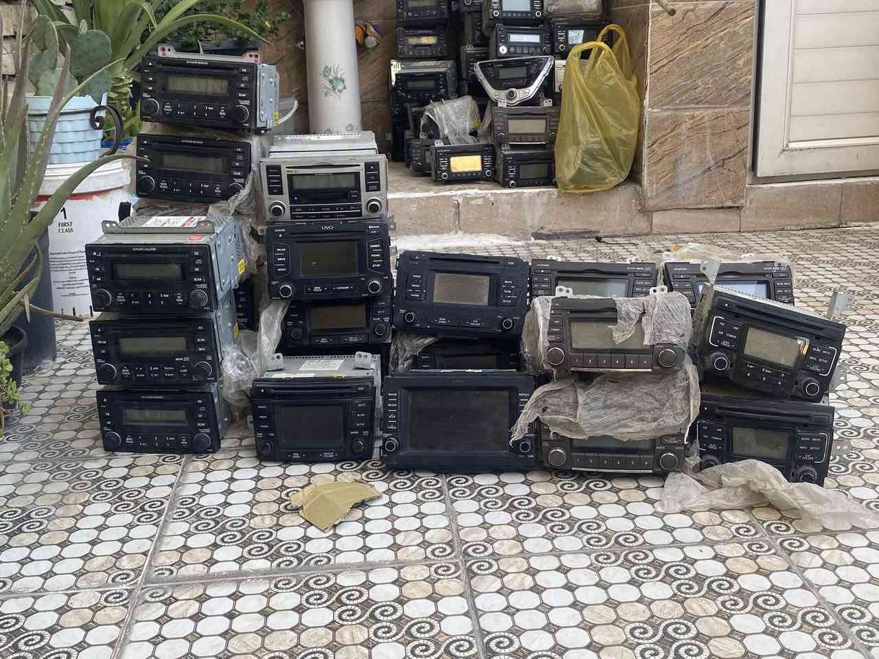 مسجلات اي مسجل بالصوره ب ١٠ الاف دينار وتوصيل ٥ يصير ١٥ الف مكاني بغداد البياع وعندي توصيل 
*********** 
***********
محمد فوزي موجود ع الخاص ع الصفحتين
