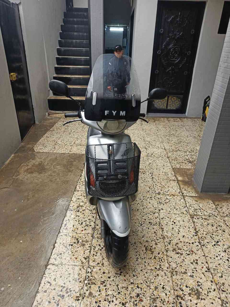 ماطور اكزز للبيع 
ما مفتوح فقط قبغ هندر 
وايرمنيه شغاله نكره سلف 
السعر 850


**إذا كنت صاحب هذا الإعلان وتريد حذفه لأي سبب، رجاءا أرسل رسالة إلى الدعم الفني**