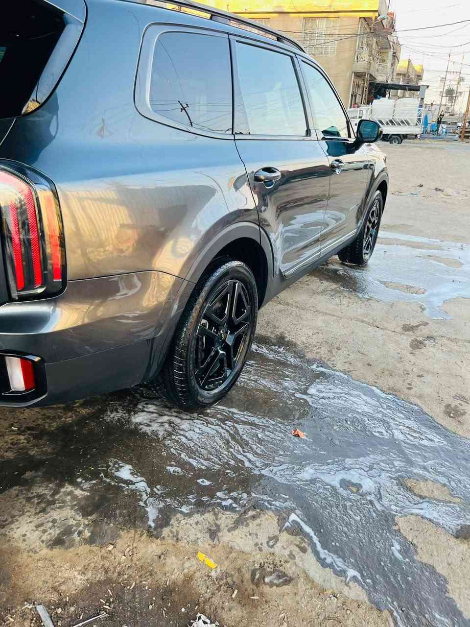 ‎كيا تيلورايد برستيج / اكس لاين (2024)🤍🔥
(السياره داخله شهداه بسمي ايشي حاضر وكله أسوي)
الفئة: PRESTIGE X-LINE

🚘 فول مواصفات 1/1 (أعلى فئة)

👈بدون ايرباكات  و قبق الصندوق مبدل 

🤏حادث كما موضح بالصور

🏁عداد المسافه 16الف ميل 

✨ فتحتين سقف  2

🪞 مرايا شفط🔁 مرايا إشارات

🔥❄️ كشنات أمامية تدفئة وتبريد

🔥❄️ كشنات خلفية تدفئة وتبريد

👑 كشنات منفصلة VIP

🚀 تشغيل عن بعد

📡 رادار أمامي

📡 رادار جانبي

💡 لايتات LED زنون

🌤️ لايتات نهارية LED

📟 حساسات أمامية وخلفية

🎛️ هزاز ستيرن

🖥️ داتا شو أمامي (HUD)

💆‍♂️ مساج كشن السايق

🌈 إضاءة داخلية ليزرية

🎥 كاميرات 360 درجة

👁️‍🗨️ نظام النقطة العمياء

🛣️ تحذير مغادرة المسار

🧠 مثبت سرعة متكيف

🛑 مانع تصادم

🧳 باب خلفي كهرباء

💺 ميموري كشنات

🔊 نظام صوتي فاخر

⭐ (باقي المواصفات لو اضل اكتب ميخلصن 

📄 الرقم: بغداد دولي الجديد

مكان تواجد السيارة: بغداد. حي أور
    
الهاتف ***********

السعر《35$الف 》
