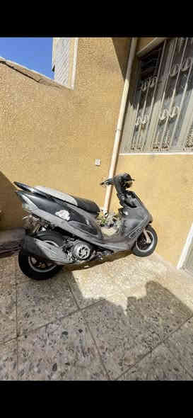 سلام عليكم الدراجه لبيع مكينه بلاديه مفتوحه ومكفوله تزويدها ويلكب قبق فلاوين صالنصه صجميه قطره ملاقط كلجات فراك كاعيه دراجه سوادات ختم واحد نقوصاتها فج بريك انطيك وياها وستان تعليك هم انطيك وياها قبق الهندر ما بي شي بس بدون غراض ملاحضه الدراجه بدون القاعده ولصدر مالتها بلادي سعرها ب 825 وبيها مجال حك جيتك لا غير *********** متواجد واتس واتصال
